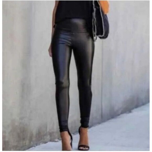 Badgley Mischka Pants - Badgley Mischka Studio Black Vegan Leather Skinny pant, Sz Large, NWT